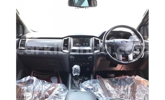 Acheter Import Voiture Ford Ranger Blanc à Import - Dubai, Ouganda Acheter Import Voiture Ford Ranger Blanc à Import - Dubai, Ouganda