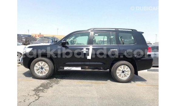 Acheter Import Voiture Toyota Land Cruiser Noir à Import - Dubai, Ouganda Acheter Import Voiture Toyota Land Cruiser Noir à Import - Dubai, Ouganda