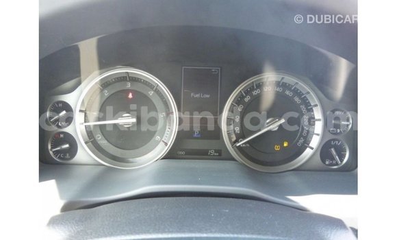 Gura Imported Toyota Land Cruiser White Imodoka i Import - Dubai mu Uganda Gura Imported Toyota Land Cruiser White Imodoka i Import - Dubai mu Uganda