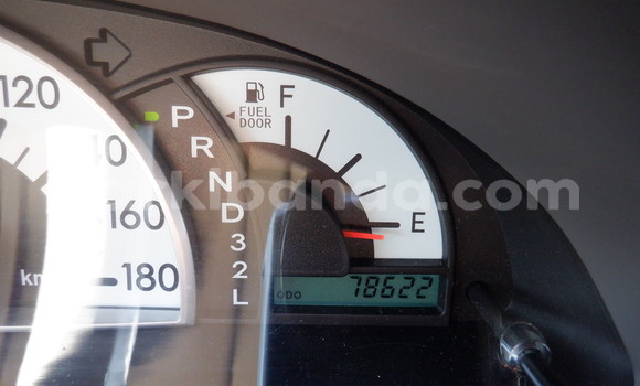 Gura Yakoze Toyota Raum White Imodoka i Kampala mu Uganda Gura Yakoze Toyota Raum White Imodoka i Kampala mu Uganda