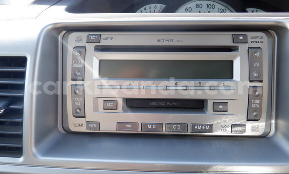 Gura Yakoze Toyota Raum White Imodoka i Kampala mu Uganda Gura Yakoze Toyota Raum White Imodoka i Kampala mu Uganda