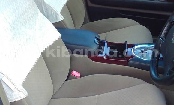 Gura Yakoze Toyota Mark X White Imodoka i Kampala mu Uganda Gura Yakoze Toyota Mark X White Imodoka i Kampala mu Uganda