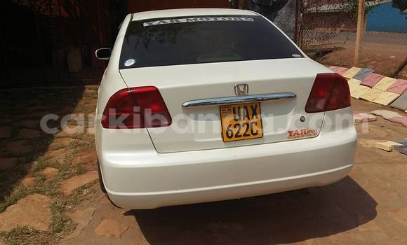 Gura Yakoze Honda Civic White Imodoka i Arua mu Uganda Gura Yakoze Honda Civic White Imodoka i Arua mu Uganda