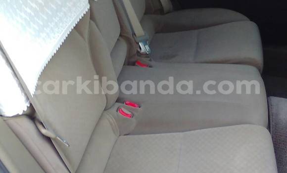 Gura Yakoze Toyota Mark X White Imodoka i Kampala mu Uganda Gura Yakoze Toyota Mark X White Imodoka i Kampala mu Uganda