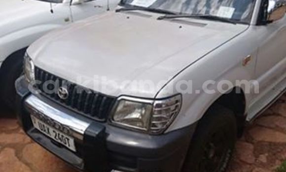 Buy Used Toyota Land Cruiser White Car in Kampala in Uganda Buy Used Toyota Land Cruiser White Car in Kampala in Uganda