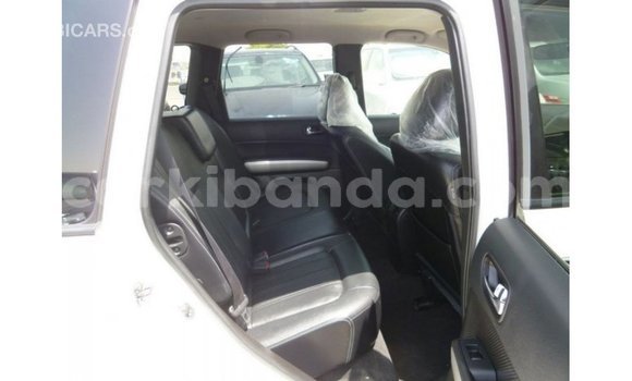 Gura Imported Nissan Evalia White Ikamyo i Import - Dubai mu Uganda Gura Imported Nissan Evalia White Ikamyo i Import - Dubai mu Uganda