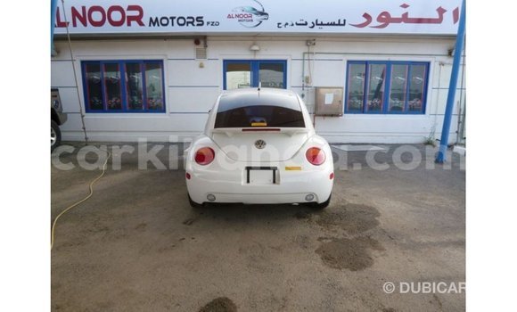 Nunua Imported Volkswagen Beetle Nyeupe Gari ndani ya Import - Dubai nchini Uganda Nunua Imported Volkswagen Beetle Nyeupe Gari ndani ya Import - Dubai nchini Uganda
