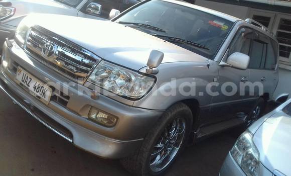 Buy Used Toyota Land Cruiser Silver Car in Kampala in Uganda Buy Used Toyota Land Cruiser Silver Car in Kampala in Uganda