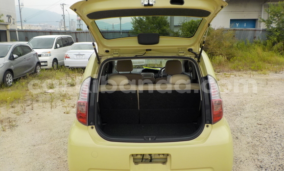 Nunua Ilio tumika Toyota Passo Nyingine Gari ndani ya Kampala nchini Uganda Nunua Ilio tumika Toyota Passo Nyingine Gari ndani ya Kampala nchini Uganda