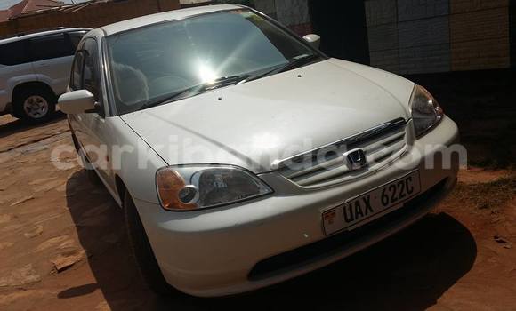 Gura Yakoze Honda Civic White Imodoka i Arua mu Uganda Gura Yakoze Honda Civic White Imodoka i Arua mu Uganda