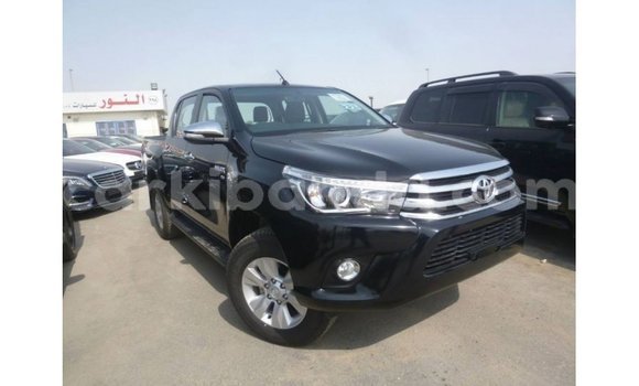 Gura Imported Toyota Hilux Black Imodoka i Import - Dubai mu Uganda Gura Imported Toyota Hilux Black Imodoka i Import - Dubai mu Uganda