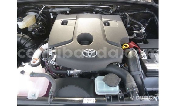 Gura Imported Toyota Hilux Black Imodoka i Import - Dubai mu Uganda Gura Imported Toyota Hilux Black Imodoka i Import - Dubai mu Uganda