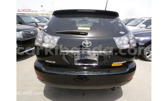 Acheter Import Voiture Toyota Harrier Noir à Import - Dubai, Ouganda Acheter Import Voiture Toyota Harrier Noir à Import - Dubai, Ouganda