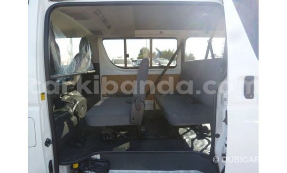 Nunua Imported Toyota Hiace Nyeupe Gari ndani ya Import - Dubai nchini Uganda Nunua Imported Toyota Hiace Nyeupe Gari ndani ya Import - Dubai nchini Uganda