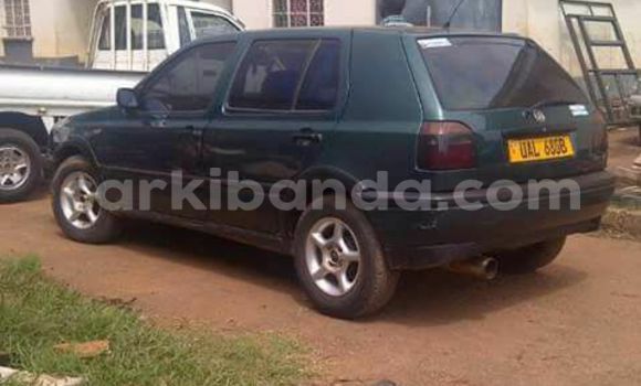 Gura Yakoze Volkswagen Golf Imodoka i Kampala mu Uganda Gura Yakoze Volkswagen Golf Imodoka i Kampala mu Uganda