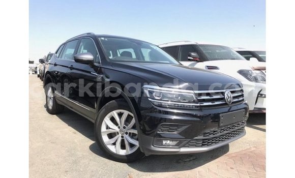 Nunua Imported Volkswagen Tiguan Nyeusi Gari ndani ya Import - Dubai nchini Uganda Nunua Imported Volkswagen Tiguan Nyeusi Gari ndani ya Import - Dubai nchini Uganda