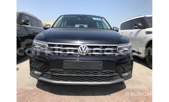 Nunua Imported Volkswagen Tiguan Nyeusi Gari ndani ya Import - Dubai nchini Uganda Nunua Imported Volkswagen Tiguan Nyeusi Gari ndani ya Import - Dubai nchini Uganda