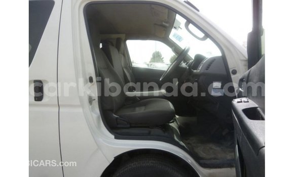 Buy Import Toyota Hiace White Car in Import - Dubai in Uganda Buy Import Toyota Hiace White Car in Import - Dubai in Uganda
