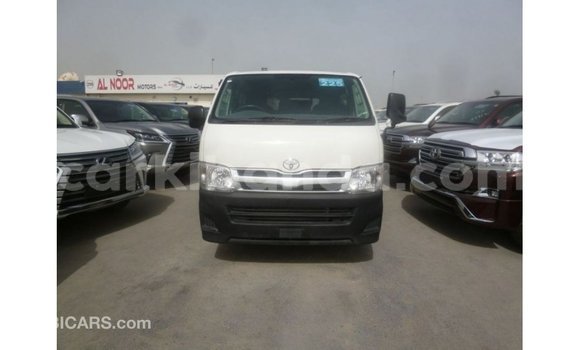 Buy Import Toyota Hiace White Car in Import - Dubai in Uganda Buy Import Toyota Hiace White Car in Import - Dubai in Uganda