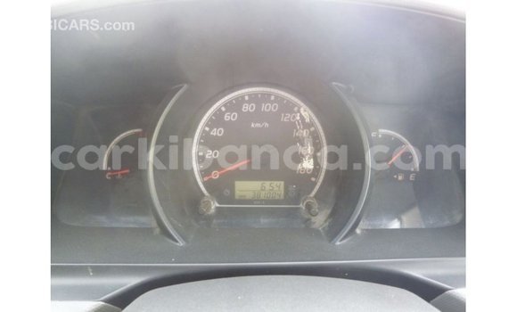 Buy Import Toyota Hiace White Car in Import - Dubai in Uganda Buy Import Toyota Hiace White Car in Import - Dubai in Uganda