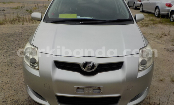 Gura Yakoze Toyota Auris Silver Imodoka i Kampala mu Uganda Gura Yakoze Toyota Auris Silver Imodoka i Kampala mu Uganda