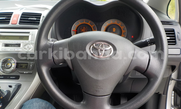 Gura Yakoze Toyota Auris Silver Imodoka i Kampala mu Uganda Gura Yakoze Toyota Auris Silver Imodoka i Kampala mu Uganda