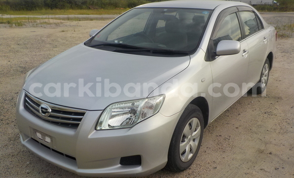Gura Yakoze Toyota Corolla Silver Imodoka i Kampala mu Uganda Gura Yakoze Toyota Corolla Silver Imodoka i Kampala mu Uganda