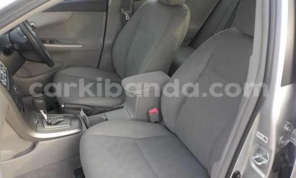 Gura Yakoze Toyota Corolla Silver Imodoka i Kampala mu Uganda Gura Yakoze Toyota Corolla Silver Imodoka i Kampala mu Uganda