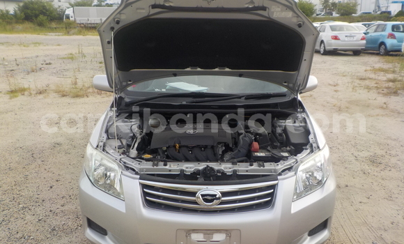 Gura Yakoze Toyota Corolla Silver Imodoka i Kampala mu Uganda Gura Yakoze Toyota Corolla Silver Imodoka i Kampala mu Uganda