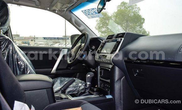 Acheter Import Voiture Toyota Prado Noir à Import - Dubai, Ouganda Acheter Import Voiture Toyota Prado Noir à Import - Dubai, Ouganda