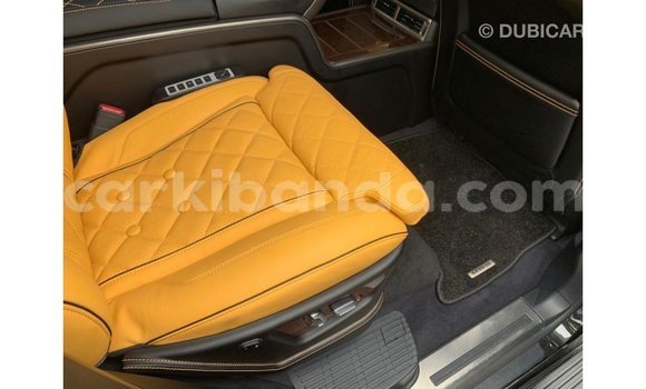 Acheter Import Voiture Lexus LX Noir à Import - Dubai, Ouganda Acheter Import Voiture Lexus LX Noir à Import - Dubai, Ouganda