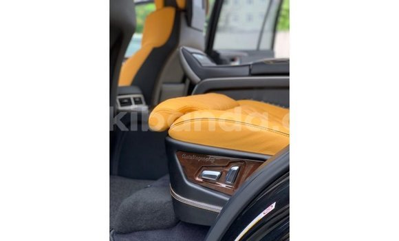 Acheter Import Voiture Lexus LX Noir à Import - Dubai, Ouganda Acheter Import Voiture Lexus LX Noir à Import - Dubai, Ouganda