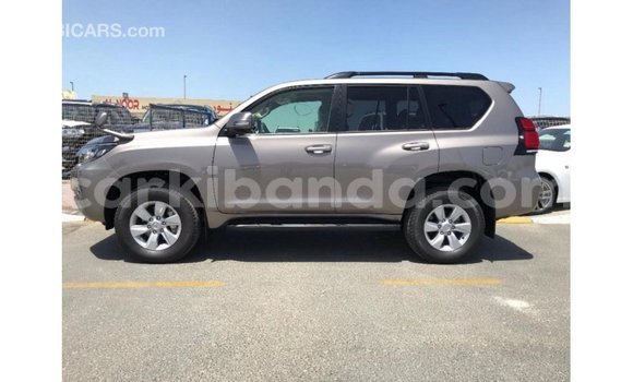 Nunua Imported Toyota Prado Brown Gari ndani ya Import - Dubai nchini Uganda Nunua Imported Toyota Prado Brown Gari ndani ya Import - Dubai nchini Uganda
