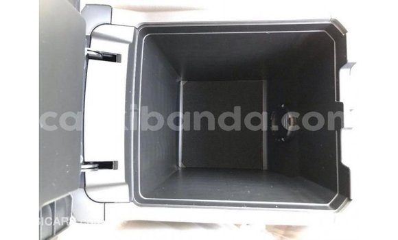 Nunua Imported Toyota Prado Brown Gari ndani ya Import - Dubai nchini Uganda Nunua Imported Toyota Prado Brown Gari ndani ya Import - Dubai nchini Uganda