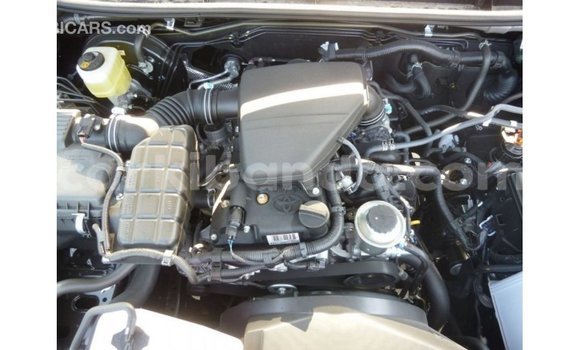 Nunua Imported Toyota Prado Nyeusi Gari ndani ya Import - Dubai nchini Uganda Nunua Imported Toyota Prado Nyeusi Gari ndani ya Import - Dubai nchini Uganda