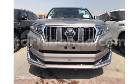 Nunua Imported Toyota Prado Brown Gari ndani ya Import - Dubai nchini Uganda Nunua Imported Toyota Prado Brown Gari ndani ya Import - Dubai nchini Uganda