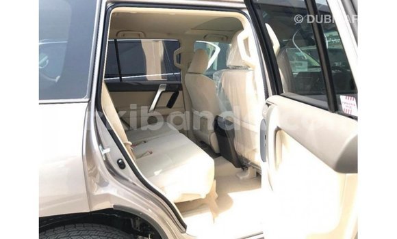 Nunua Imported Toyota Prado Brown Gari ndani ya Import - Dubai nchini Uganda Nunua Imported Toyota Prado Brown Gari ndani ya Import - Dubai nchini Uganda