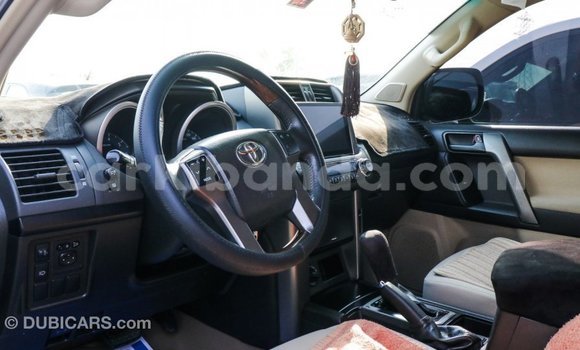 Nunua Imported Toyota Prado Nyeupe Gari ndani ya Import - Dubai nchini Uganda Nunua Imported Toyota Prado Nyeupe Gari ndani ya Import - Dubai nchini Uganda