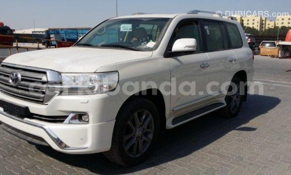Buy Import Toyota Land Cruiser White Car in Import - Dubai in Uganda Buy Import Toyota Land Cruiser White Car in Import - Dubai in Uganda