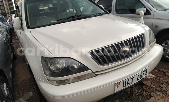Buy Used Toyota Harrier White Car in Kampala in Uganda Buy Used Toyota Harrier White Car in Kampala in Uganda