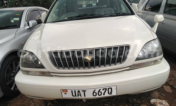 Buy Used Toyota Harrier White Car in Kampala in Uganda Buy Used Toyota Harrier White Car in Kampala in Uganda