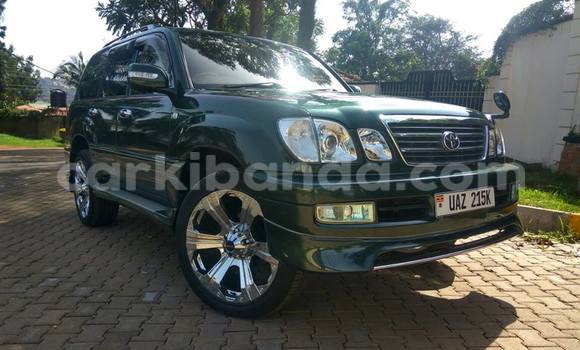 Nunua Ilio tumika Toyota Land Cruiser Gari ndani ya Kampala nchini Uganda Nunua Ilio tumika Toyota Land Cruiser Gari ndani ya Kampala nchini Uganda
