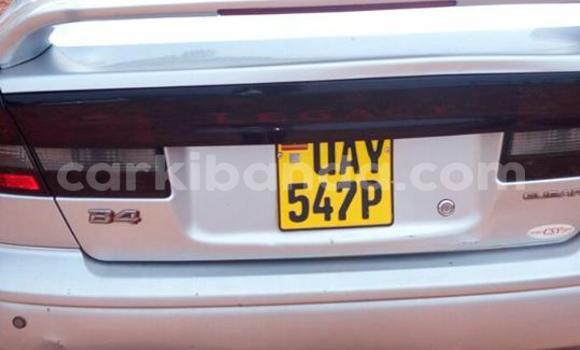 Gura Yakoze Subaru Legacy Silver Imodoka i Kampala mu Uganda Gura Yakoze Subaru Legacy Silver Imodoka i Kampala mu Uganda