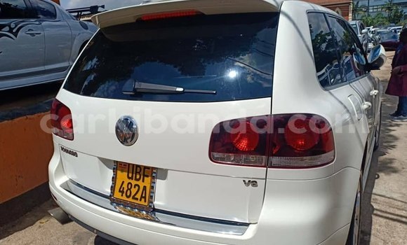 Buy Used Volkswagen Touareg White Car in Kampala in Uganda Buy Used Volkswagen Touareg White Car in Kampala in Uganda