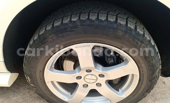 Buy Used Volkswagen Touareg White Car in Kampala in Uganda Buy Used Volkswagen Touareg White Car in Kampala in Uganda