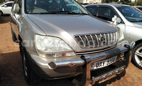 Buy Used Toyota Harrier Beige Car in Kampala in Uganda Buy Used Toyota Harrier Beige Car in Kampala in Uganda