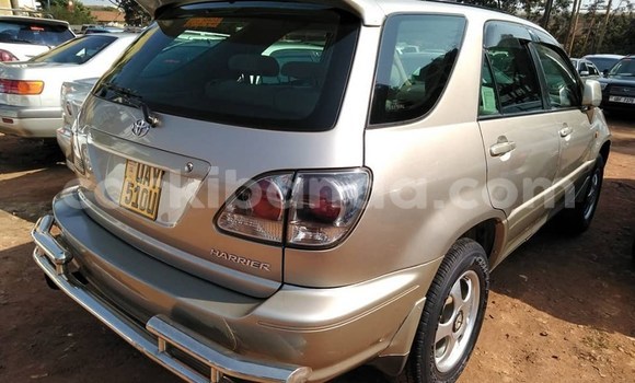 Buy Used Toyota Harrier Beige Car in Kampala in Uganda Buy Used Toyota Harrier Beige Car in Kampala in Uganda