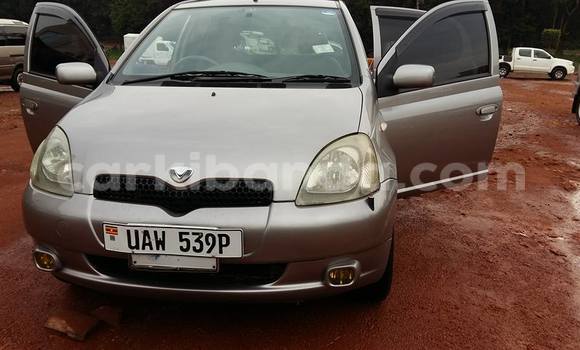 Gura Yakoze Toyota Vitz Silver Imodoka i Arua mu Uganda Gura Yakoze Toyota Vitz Silver Imodoka i Arua mu Uganda