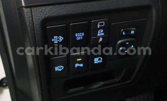 Buy Used Toyota Land Cruiser White Car in Kampala in Uganda Buy Used Toyota Land Cruiser White Car in Kampala in Uganda