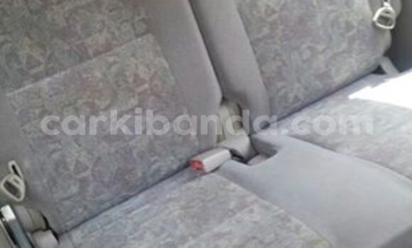 Gura Yakoze Toyota Spacio Blue Imodoka i Kampala mu Uganda Gura Yakoze Toyota Spacio Blue Imodoka i Kampala mu Uganda